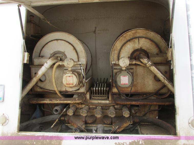 image for item A8747 1995 GMC TopKick fuel delivery truck