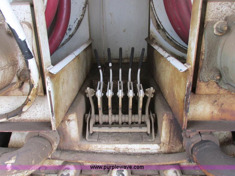 image for item A8747 1995 GMC TopKick fuel delivery truck