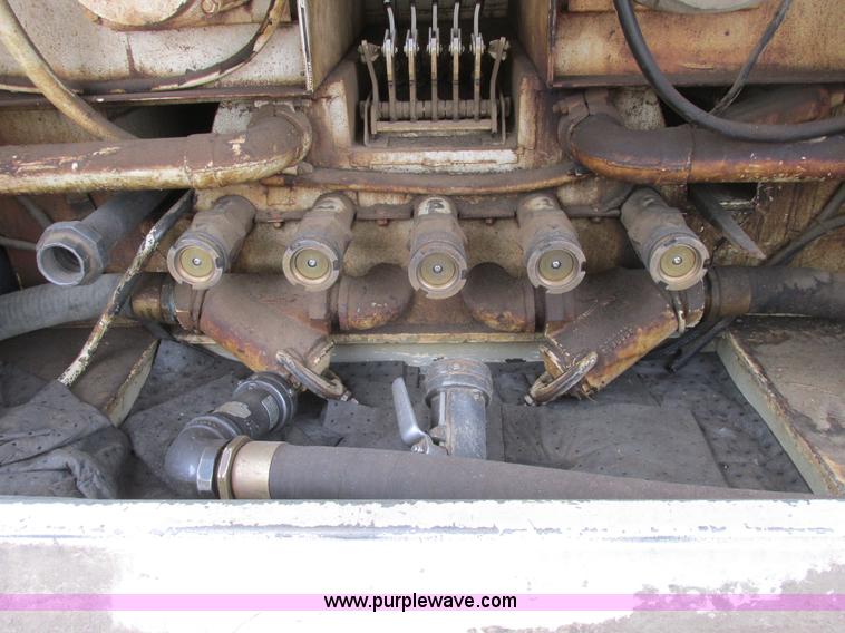 image for item A8747 1995 GMC TopKick fuel delivery truck