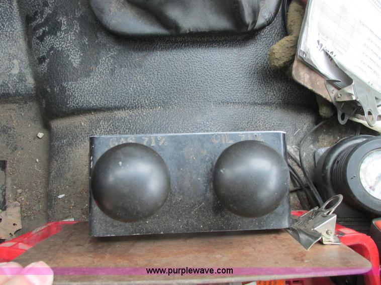 image for item A8747 1995 GMC TopKick fuel delivery truck