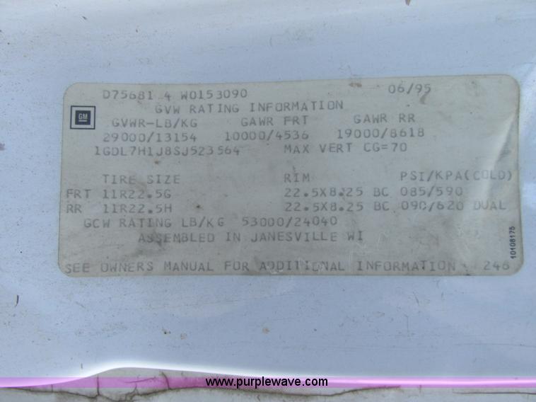 image for item A8747 1995 GMC TopKick fuel delivery truck