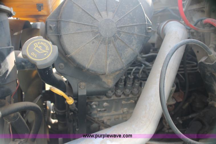 image for item AJ9298 1995 Ford FT900 cab and chassis