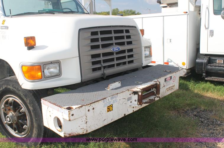 image for item AJ9298 1995 Ford FT900 cab and chassis