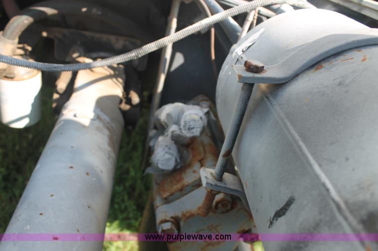 image for item AJ9298 1995 Ford FT900 cab and chassis