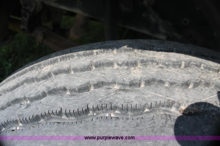 image for item AJ9298 1995 Ford FT900 cab and chassis