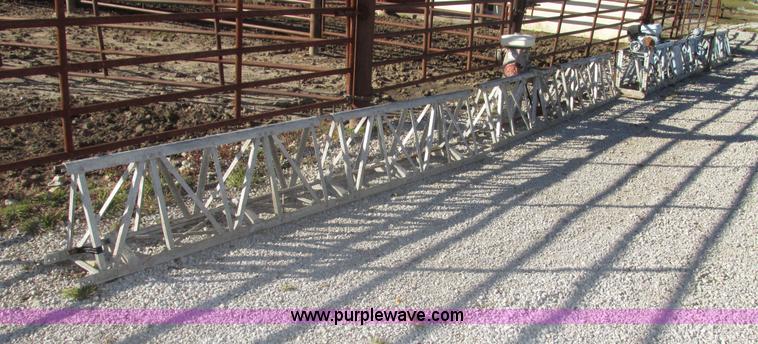 image for item AV9248 Morrison Super screed