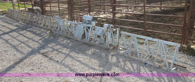 image for item AV9248 Morrison Super screed