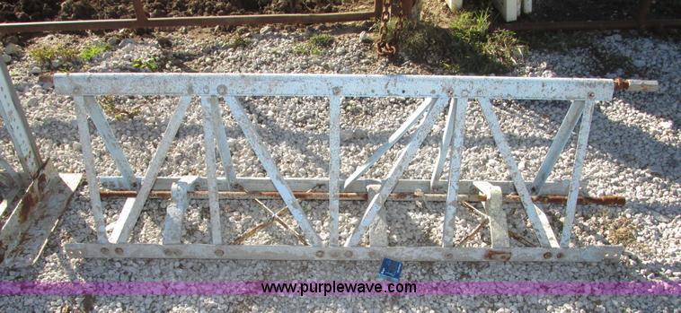 image for item AV9248 Morrison Super screed