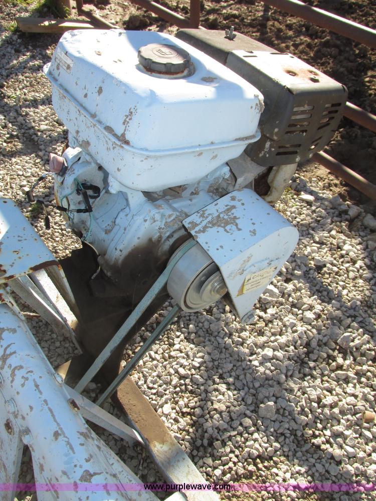 image for item AV9248 Morrison Super screed