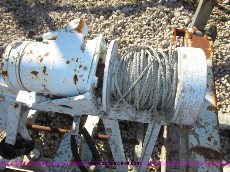 image for item AV9248 Morrison Super screed