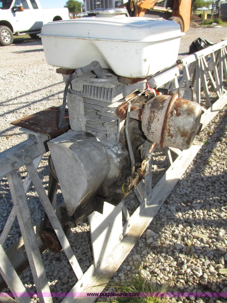 image for item AV9248 Morrison Super screed