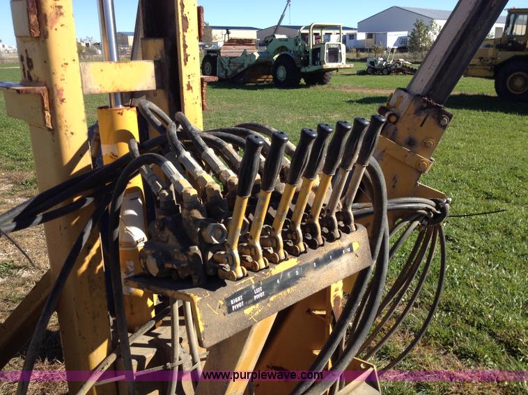 image for item D1251 Vermeer TS44A skid steer tree spade