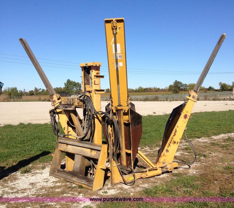 image for item D1251 Vermeer TS44A skid steer tree spade