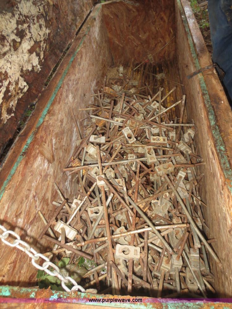 image for item D2175 String line pins