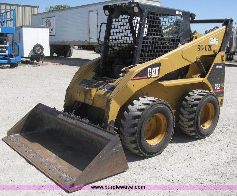 image for item E7871 2003 Caterpillar 262 skid steer