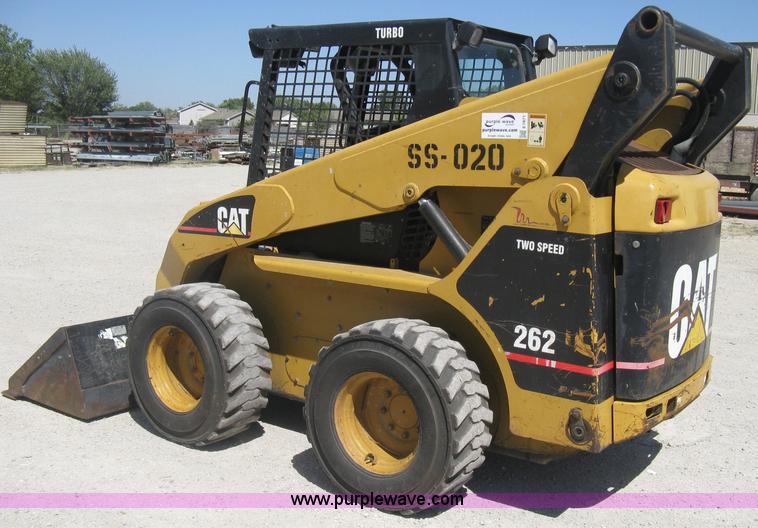 image for item E7871 2003 Caterpillar 262 skid steer
