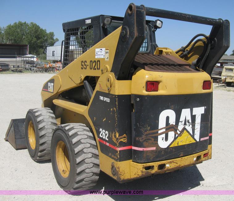 image for item E7871 2003 Caterpillar 262 skid steer