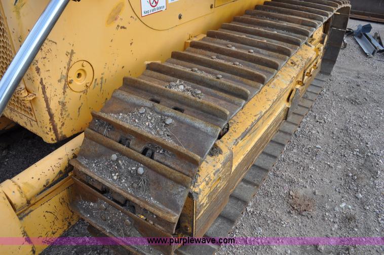 image for item F2068 2002 Dressta TD12C dozer