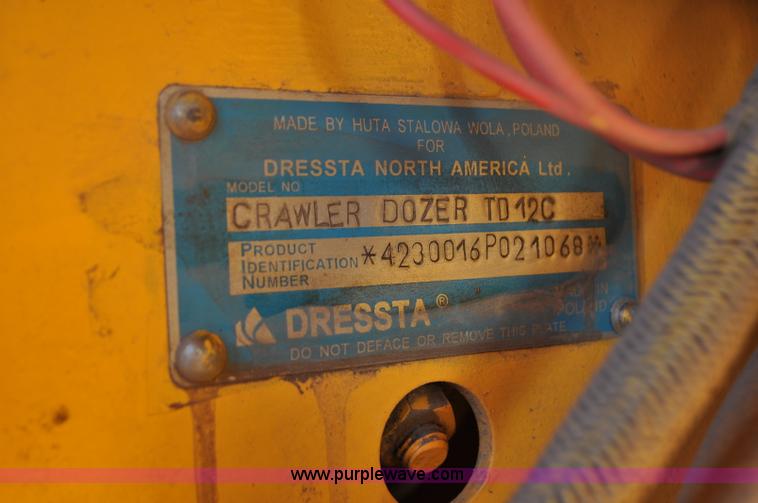 image for item F2068 2002 Dressta TD12C dozer