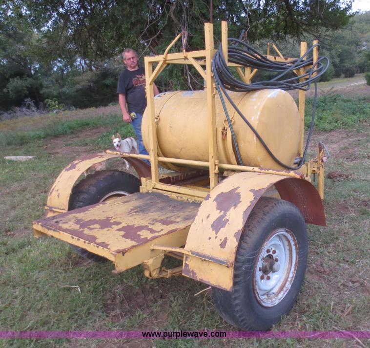 image for item F4760 Portahole basement forms oiler