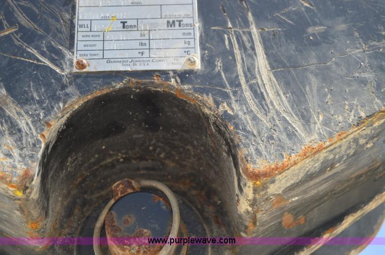 image for item F8356 2007 Sterling LT8500 crane truck