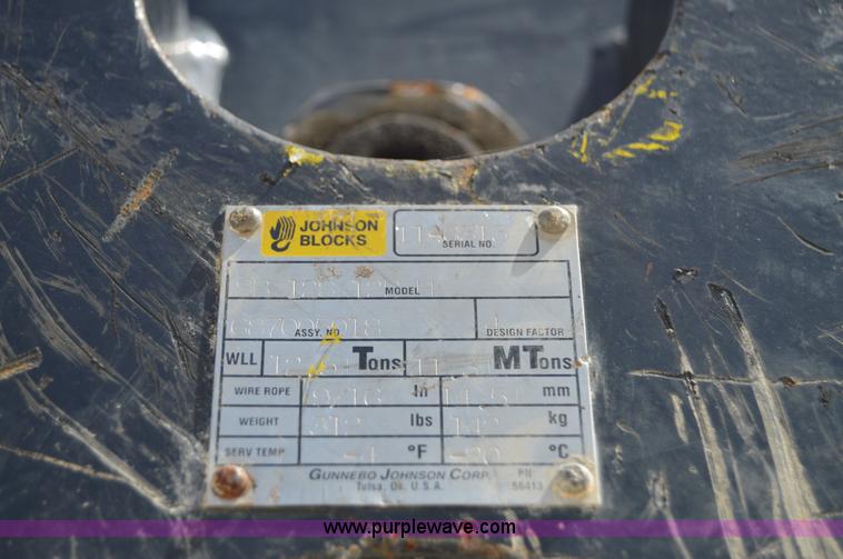 image for item F8356 2007 Sterling LT8500 crane truck