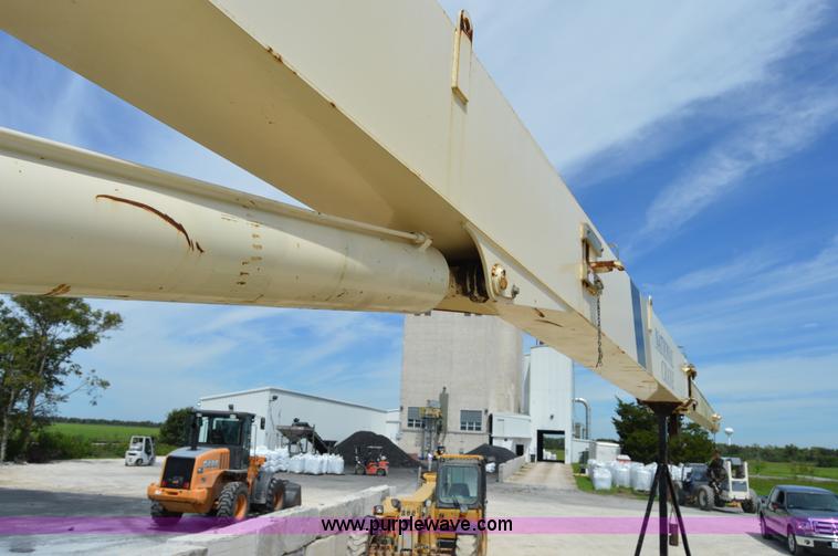 image for item F8356 2007 Sterling LT8500 crane truck