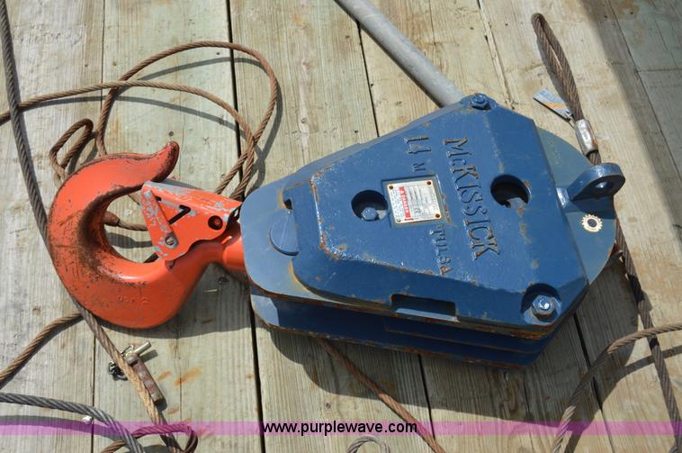 image for item F8356 2007 Sterling LT8500 crane truck