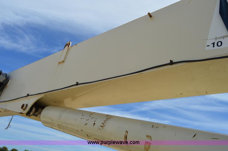 image for item F8356 2007 Sterling LT8500 crane truck