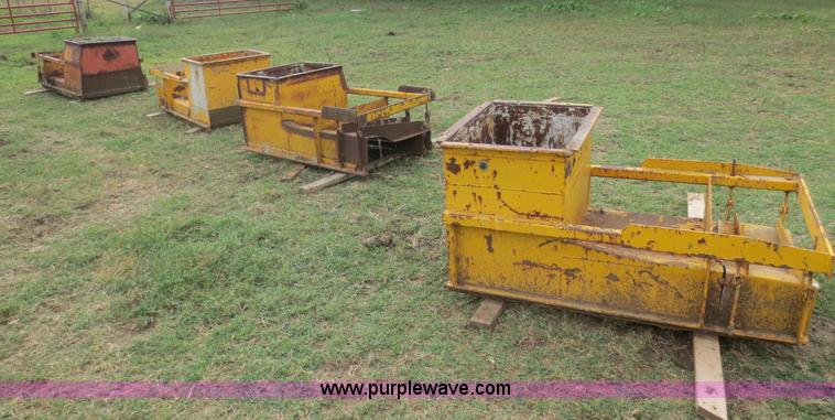 image for item G2976 Gomaco curb mules