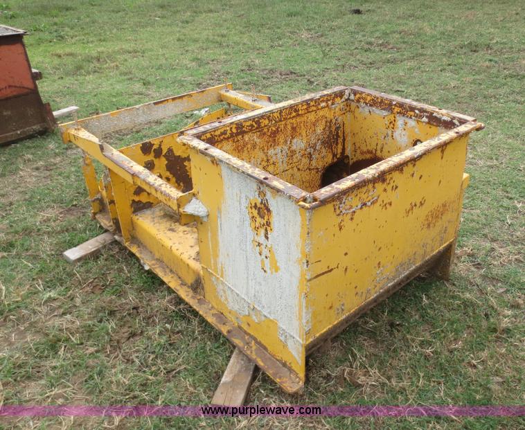 image for item G2976 Gomaco curb mules