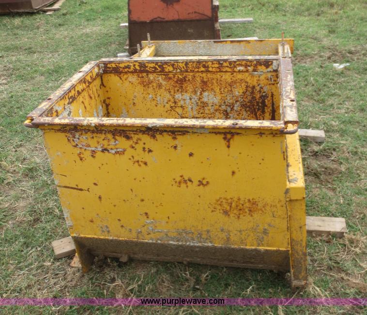 image for item G2976 Gomaco curb mules