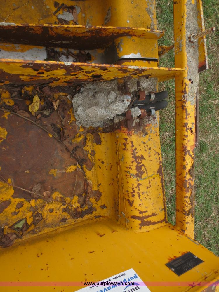 image for item G2976 Gomaco curb mules