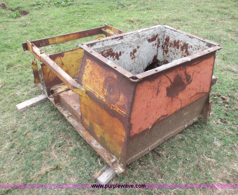 image for item G2976 Gomaco curb mules