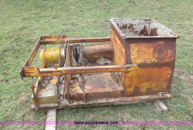 image for item G2976 Gomaco curb mules