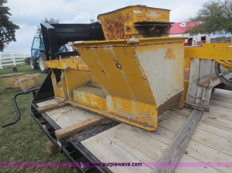 image for item G2976 Gomaco curb mules