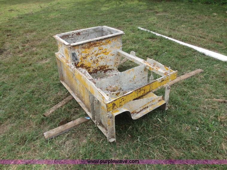 image for item G2976 Gomaco curb mules