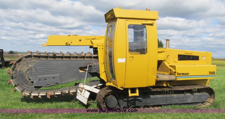 image for item G6510 1987 Vermeer T650 trencher