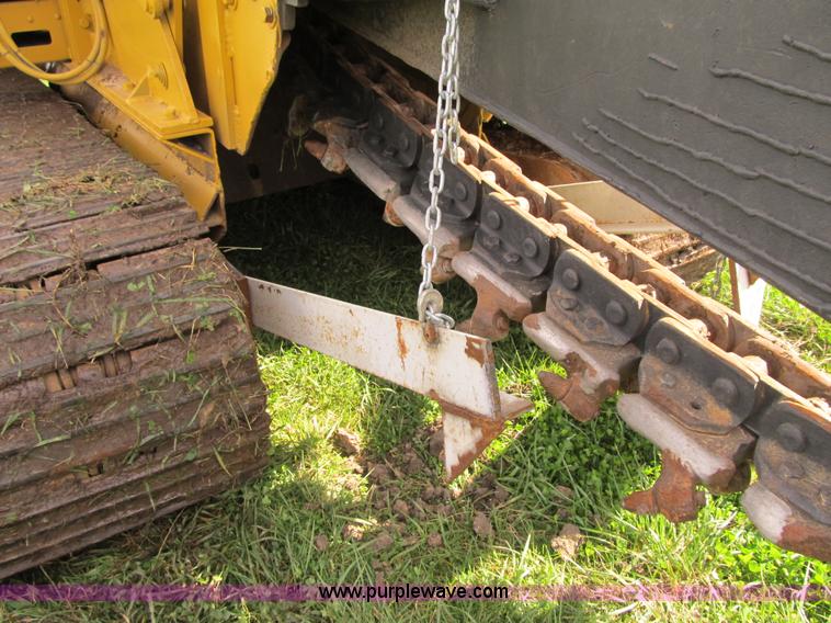 image for item G6510 1987 Vermeer T650 trencher