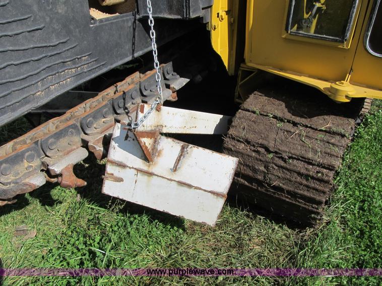 image for item G6510 1987 Vermeer T650 trencher