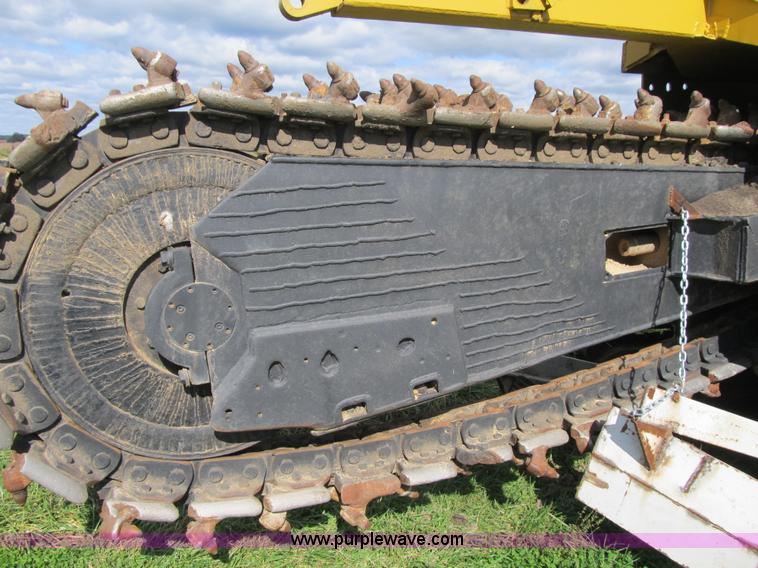 image for item G6510 1987 Vermeer T650 trencher