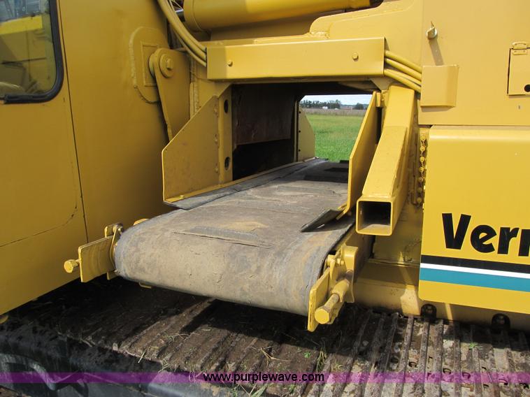 image for item G6510 1987 Vermeer T650 trencher
