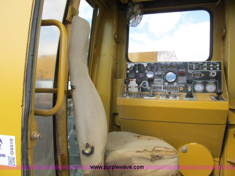 image for item G6510 1987 Vermeer T650 trencher