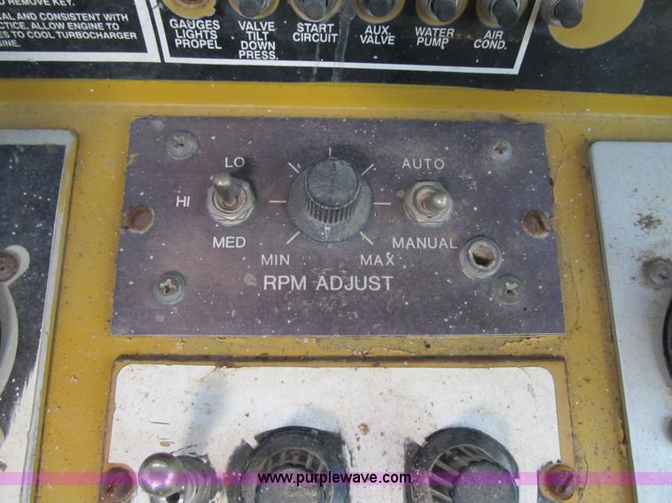 image for item G6510 1987 Vermeer T650 trencher