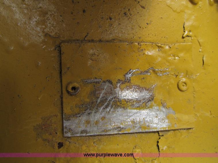 image for item G6510 1987 Vermeer T650 trencher