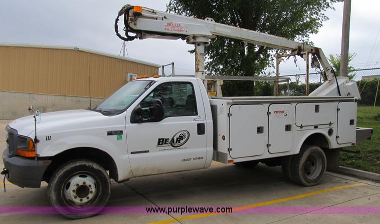 image for item G6519 1999 Ford F550 Super Duty XL bucket truck