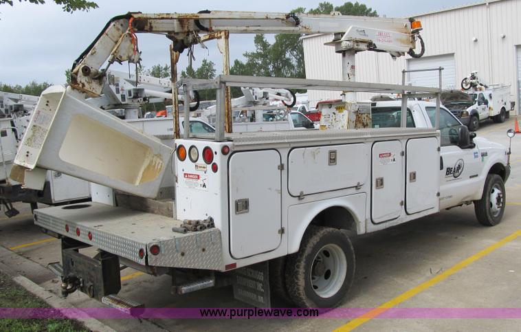 image for item G6519 1999 Ford F550 Super Duty XL bucket truck