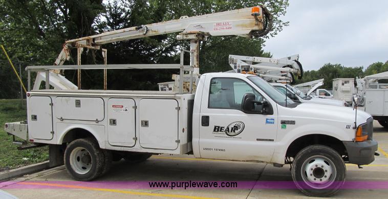 image for item G6519 1999 Ford F550 Super Duty XL bucket truck