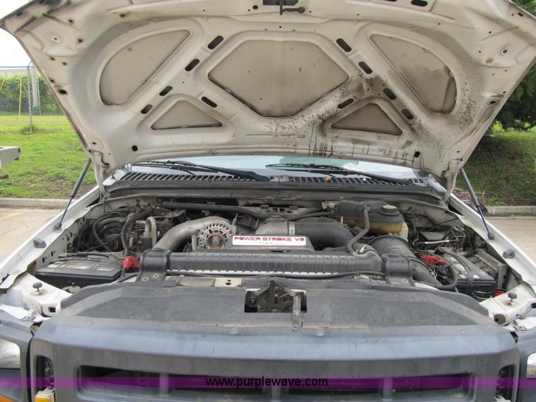 image for item G6520 2006 Ford F550 Super Duty XL bucket truck