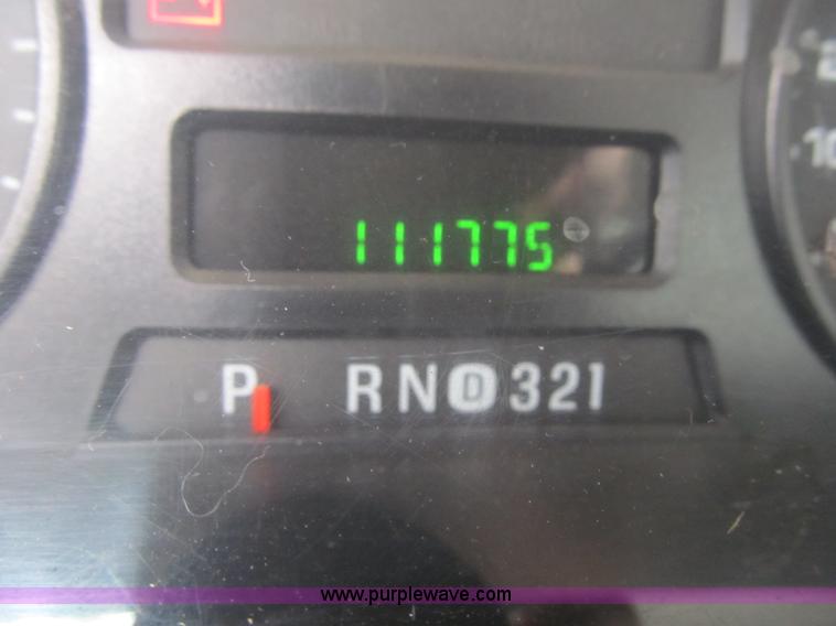 image for item G6522 2006 Ford F550 Super Duty XL bucket truck